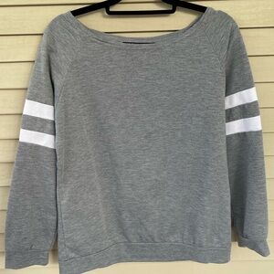 YOINS Gray Stripe Sweatshirt Size L